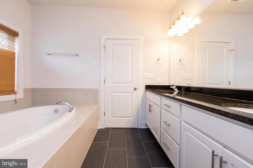 304 S Stonestreet Avenue - Photo 26