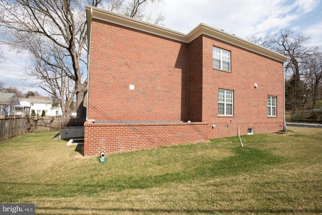 304 S Stonestreet Avenue - Photo 42