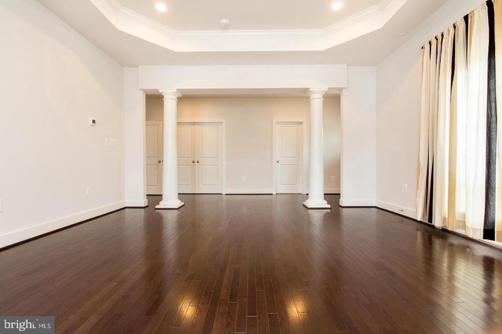 304 S Stonestreet Avenue - Photo 11