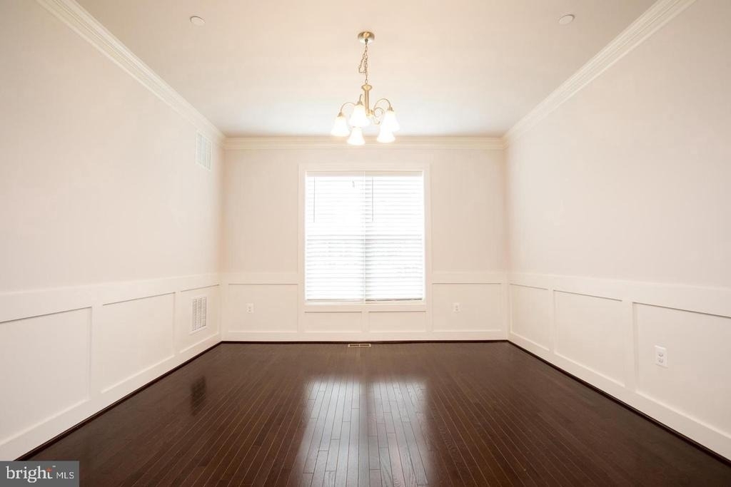 304 S Stonestreet Avenue - Photo 14