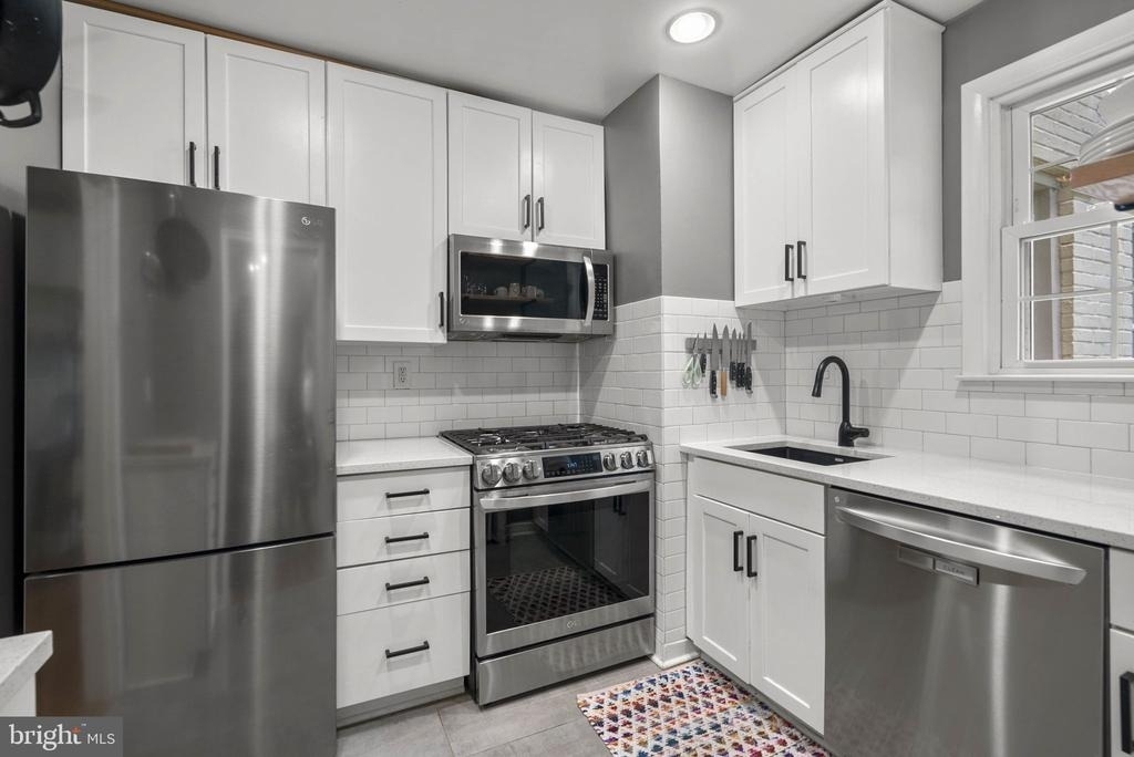 2402 Colston Drive - Photo 9