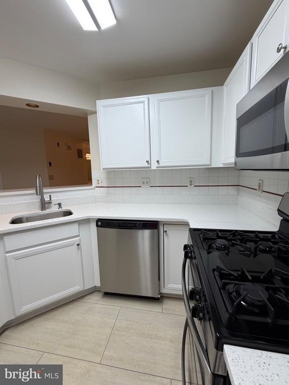13100 Millhaven Place - Photo 2