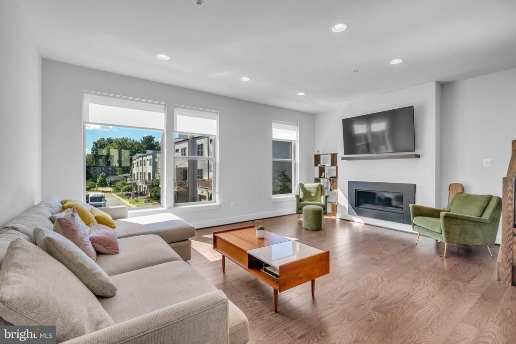 5133 Longstone Way - Photo 10