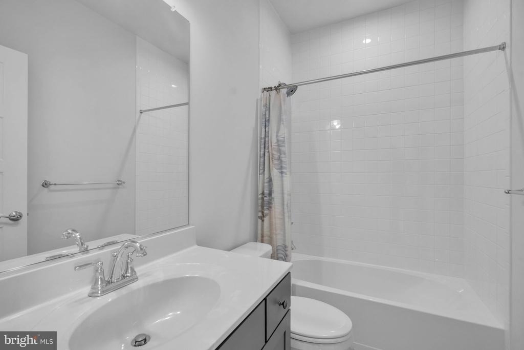 5133 Longstone Way - Photo 32