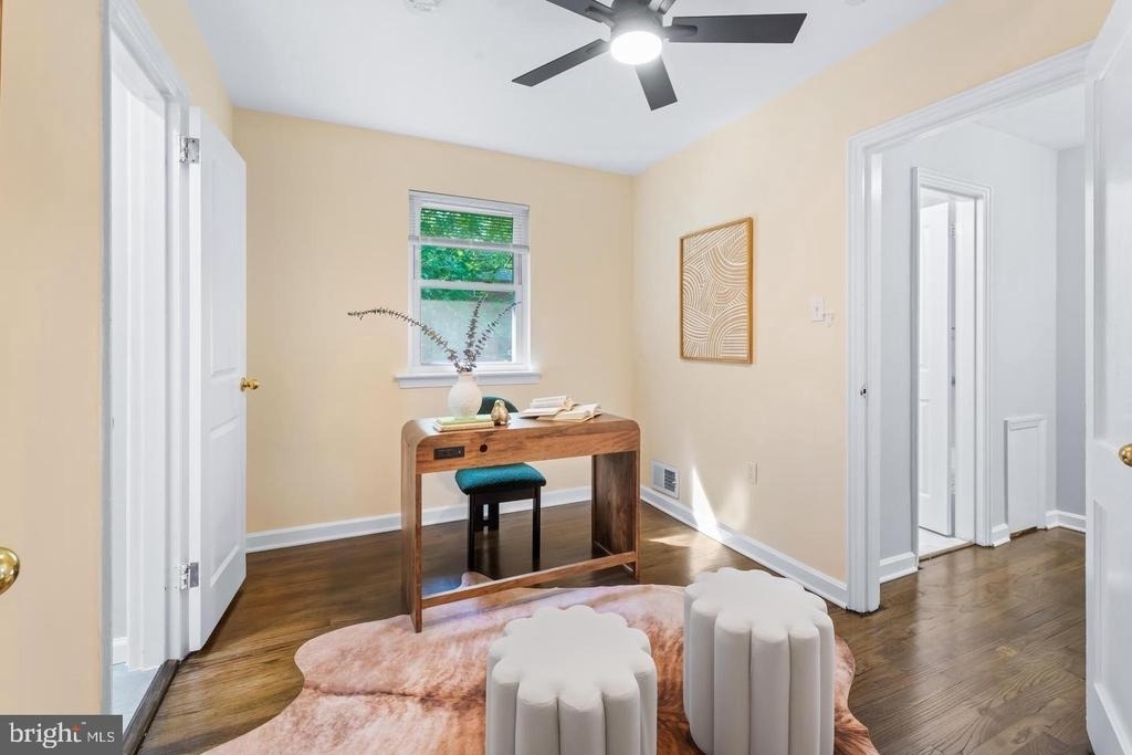 121 Whitmoor Terrace - Photo 16