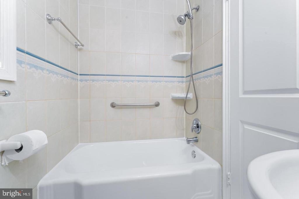 121 Whitmoor Terrace - Photo 25
