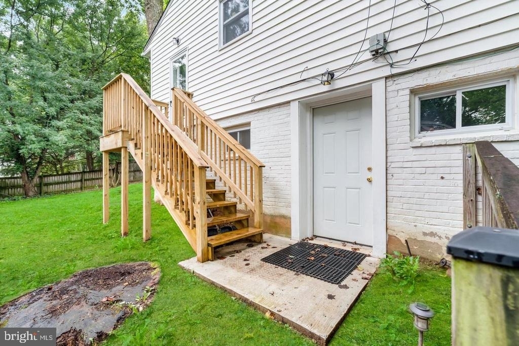 121 Whitmoor Terrace - Photo 31