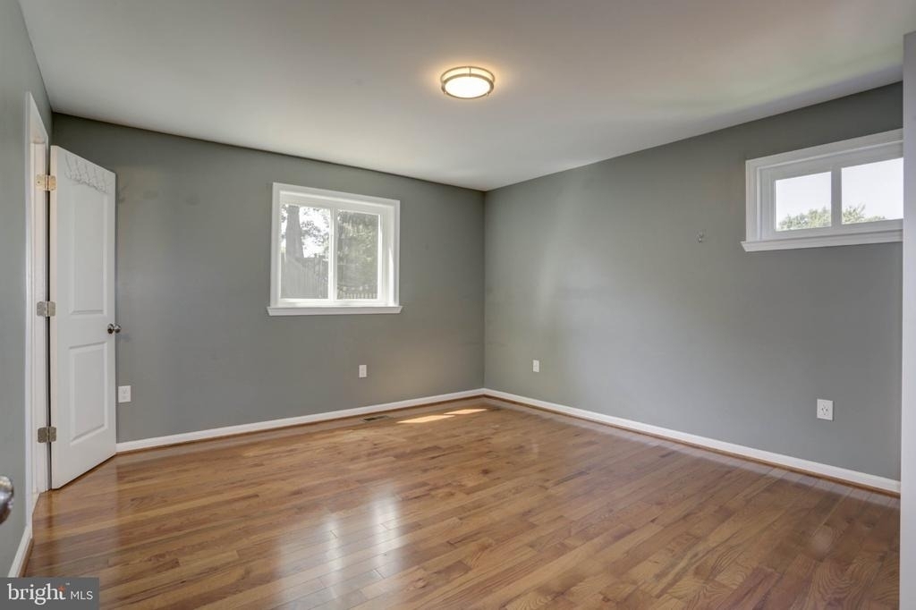 1007 Venice Drive - Photo 9