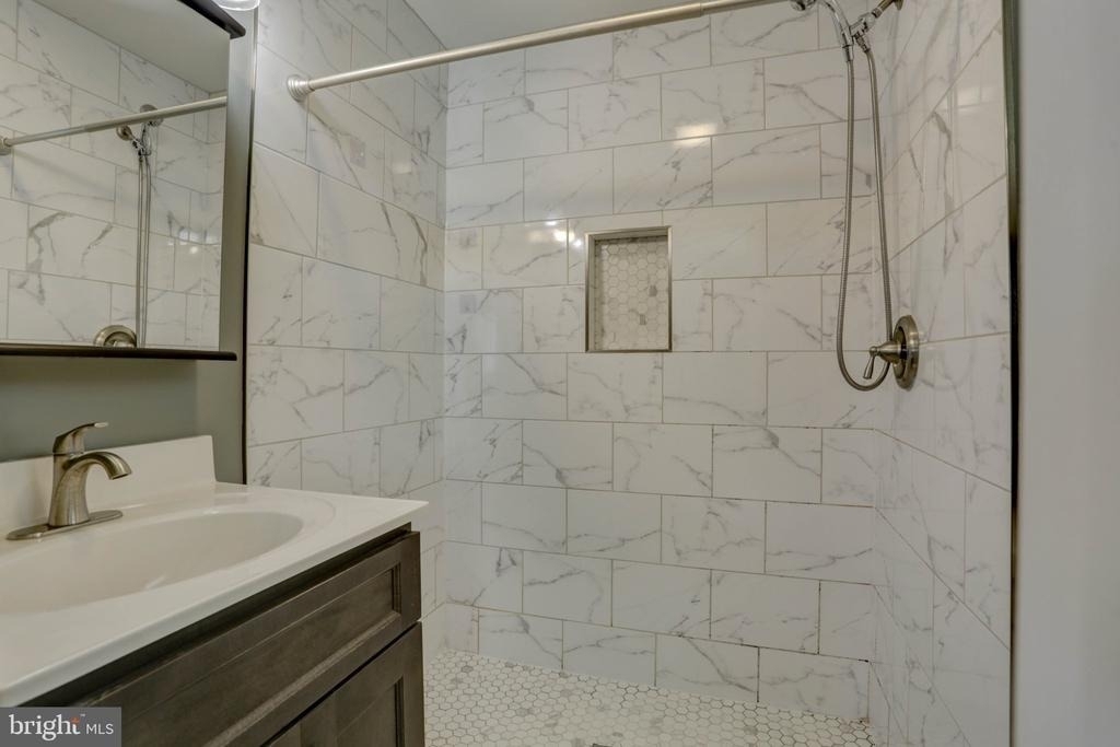 1007 Venice Drive - Photo 11