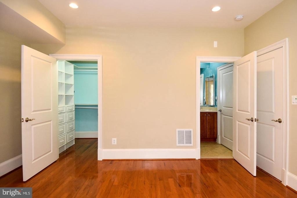 12525 Linda View Lane - Photo 16