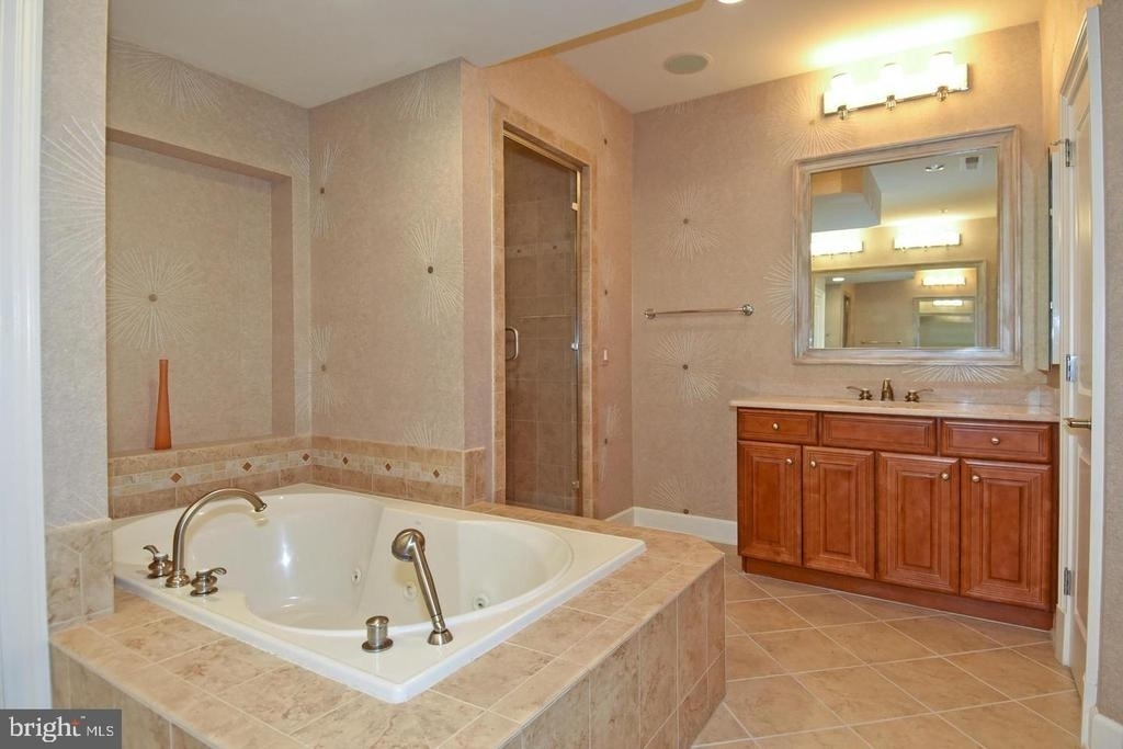 12525 Linda View Lane - Photo 48