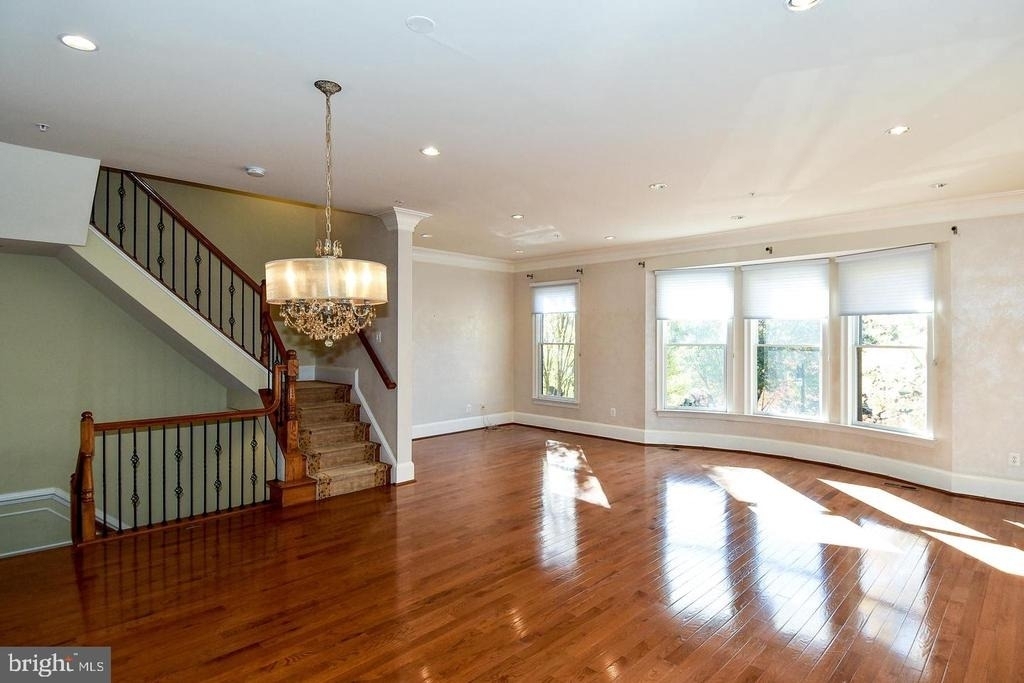 12525 Linda View Lane - Photo 20