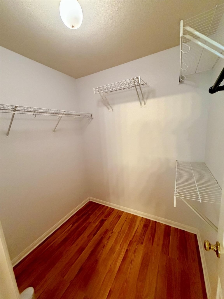 1517 Hawk Dr - Photo 14