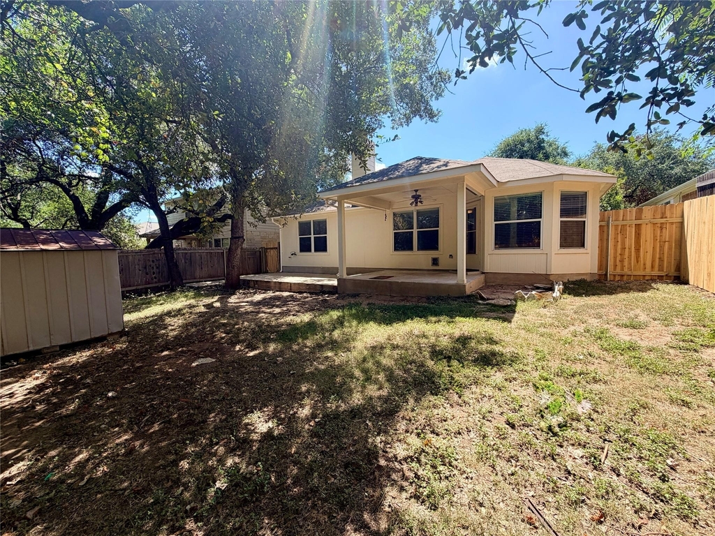 1517 Hawk Dr - Photo 22