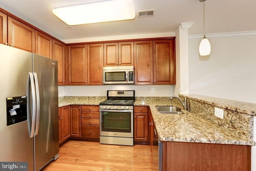 22961 Newcut Road - Photo 5