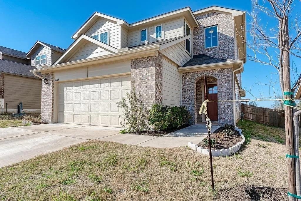 6713 Branrust Dr - Photo 0