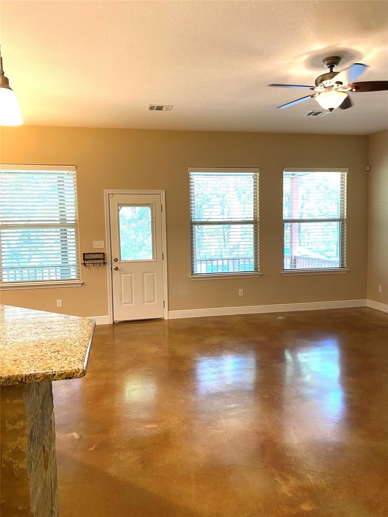 132 Akaloa Dr - Photo 3