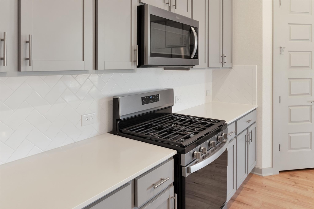 2016 Wilsons Warbler Dr - Photo 6