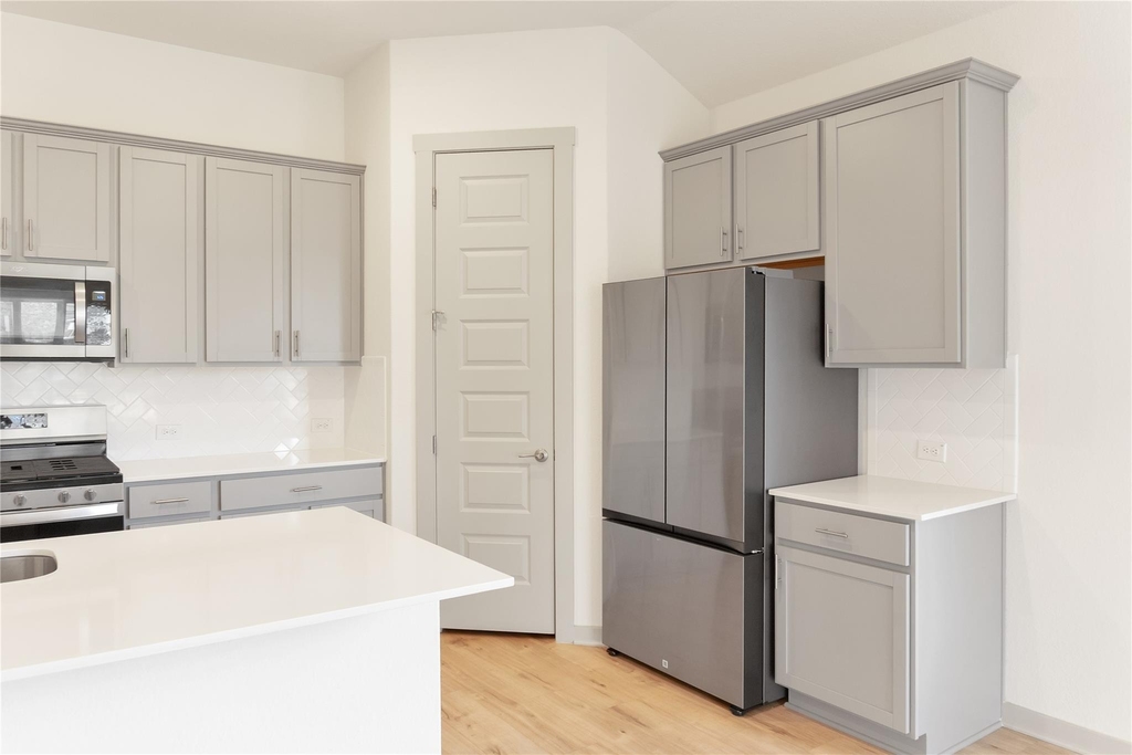 2016 Wilsons Warbler Dr - Photo 8