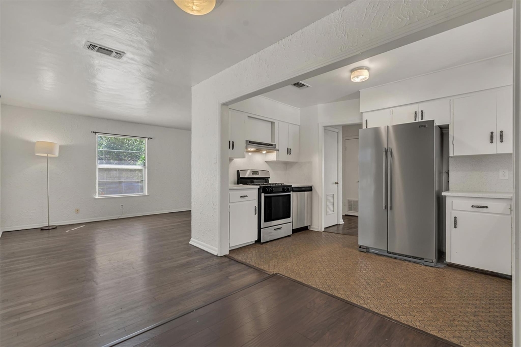 5408 Joe Sayers Ave - Photo 6