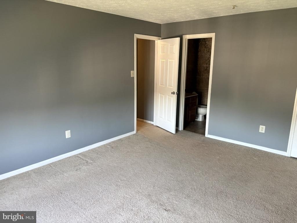 902 Swallow Crest Court - Photo 9