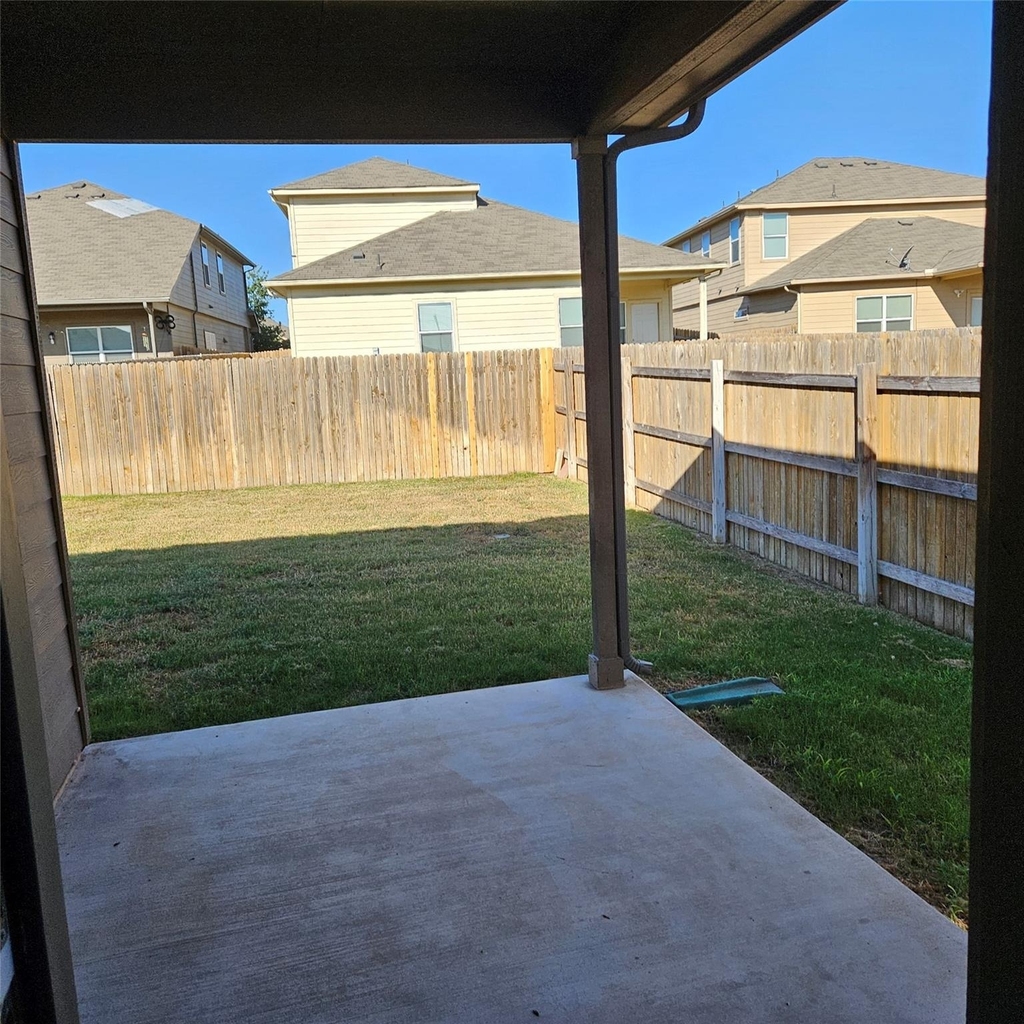 613 Donegal Ln - Photo 16