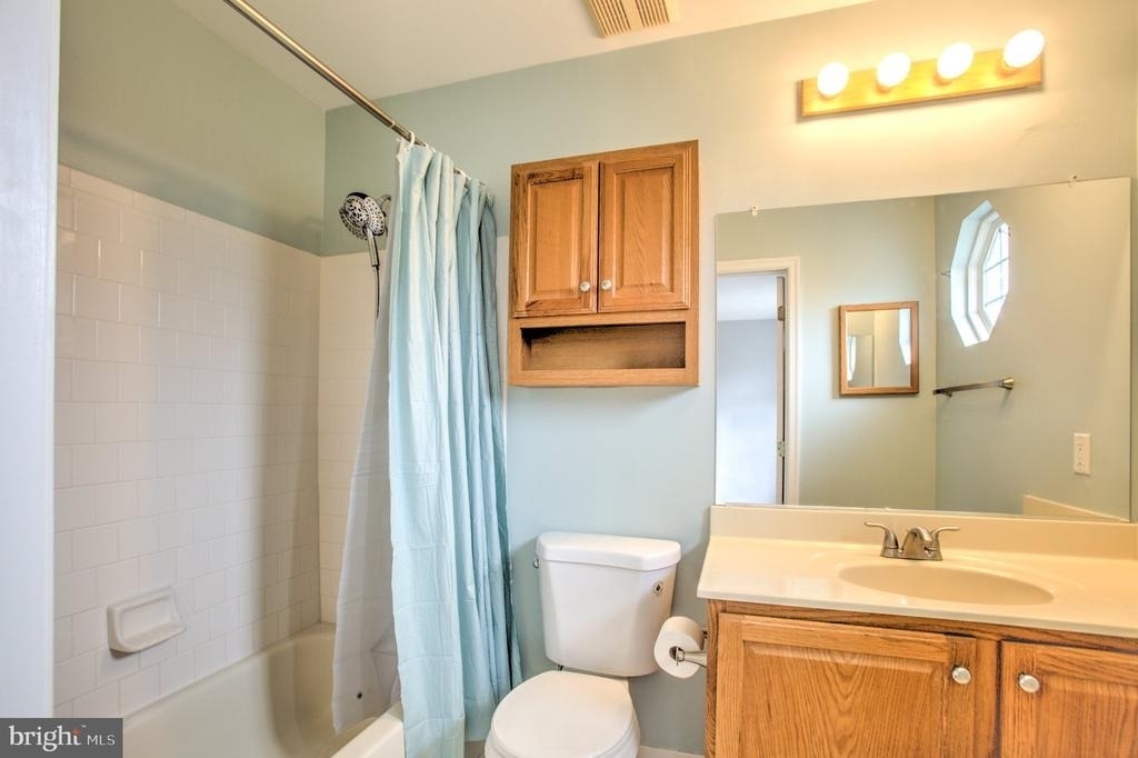564 Kirkcaldy Way - Photo 17