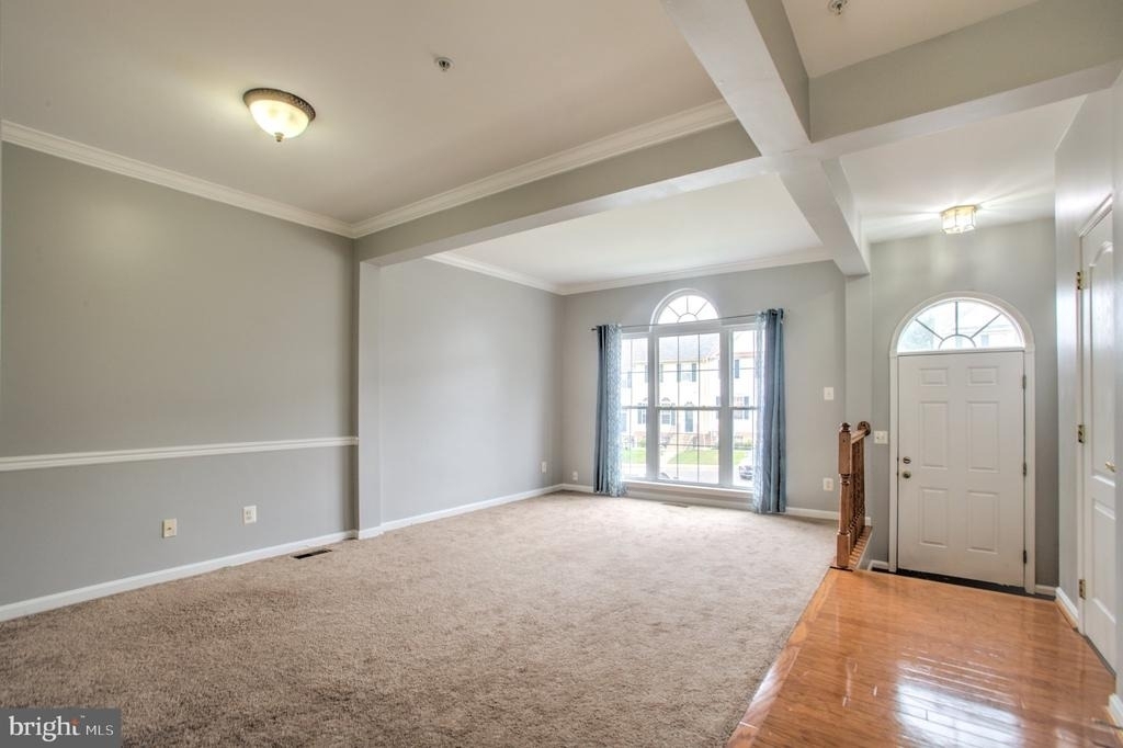 564 Kirkcaldy Way - Photo 1