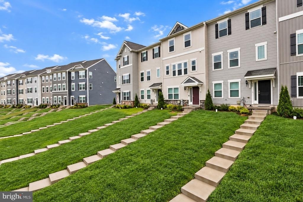 205 Joppa Farm Road - Photo 3