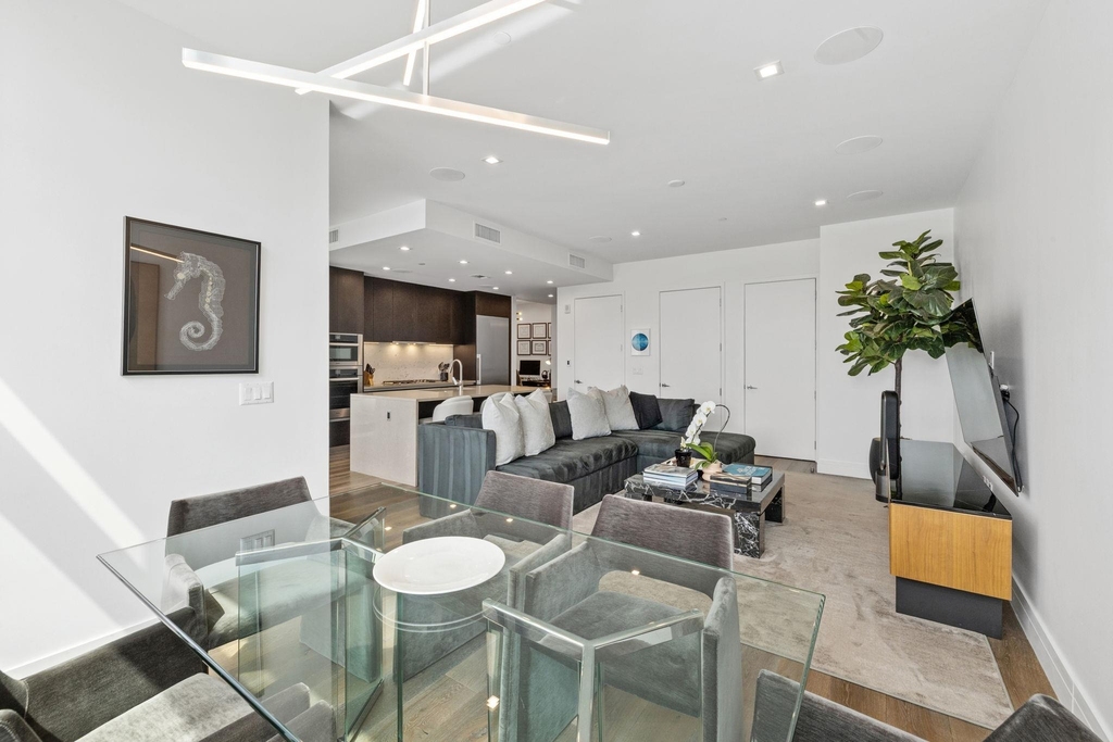 501 West Ave - Photo 13