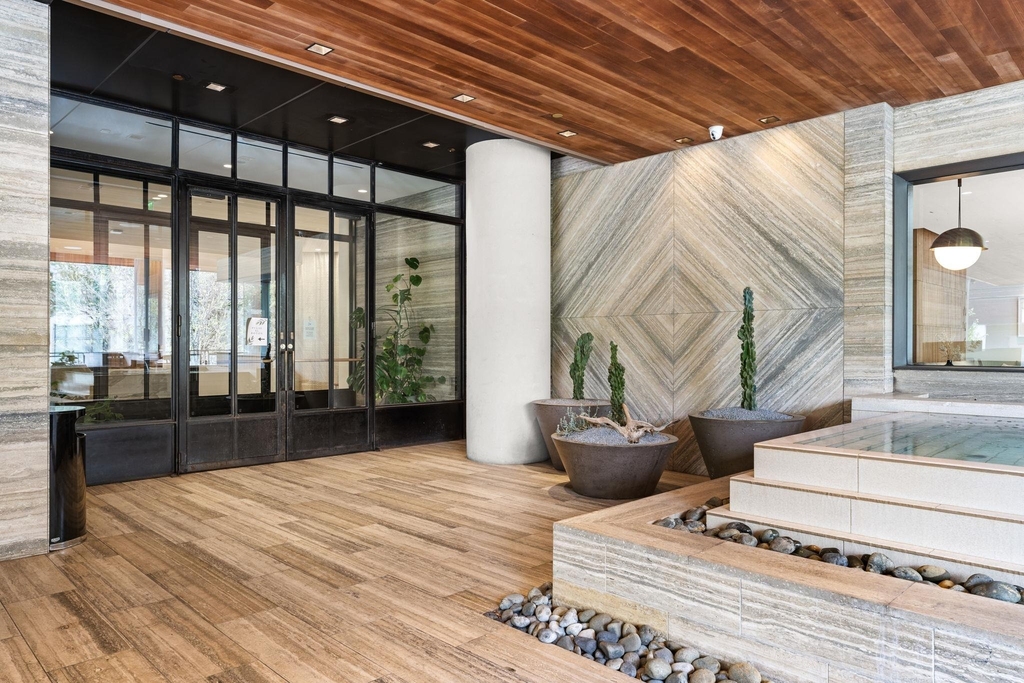 501 West Ave - Photo 24