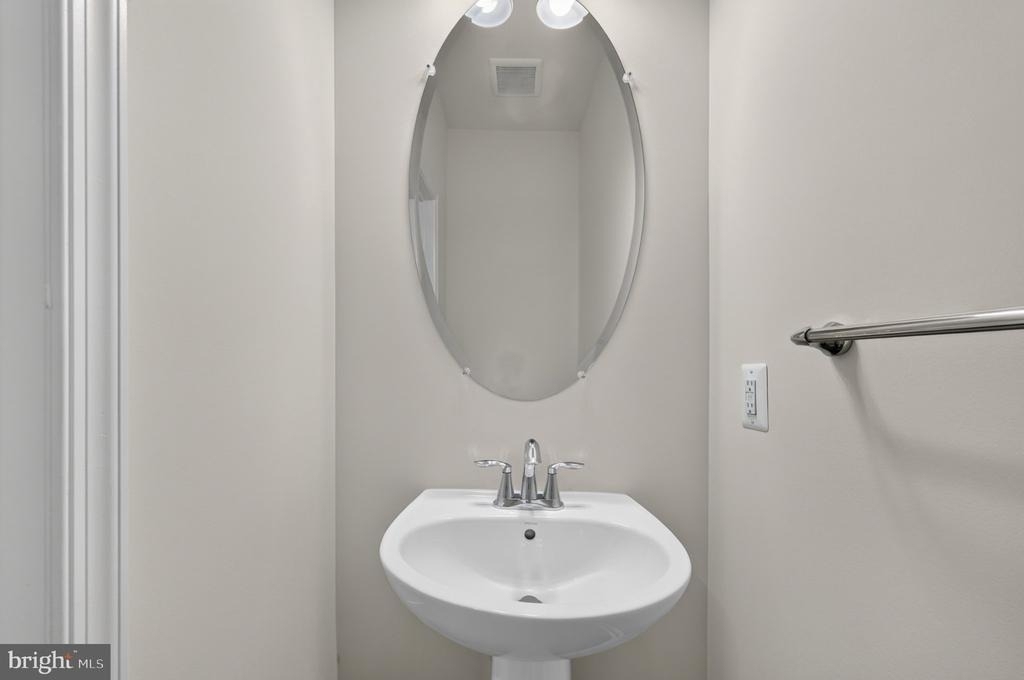 1528 Crampton Street - Photo 23