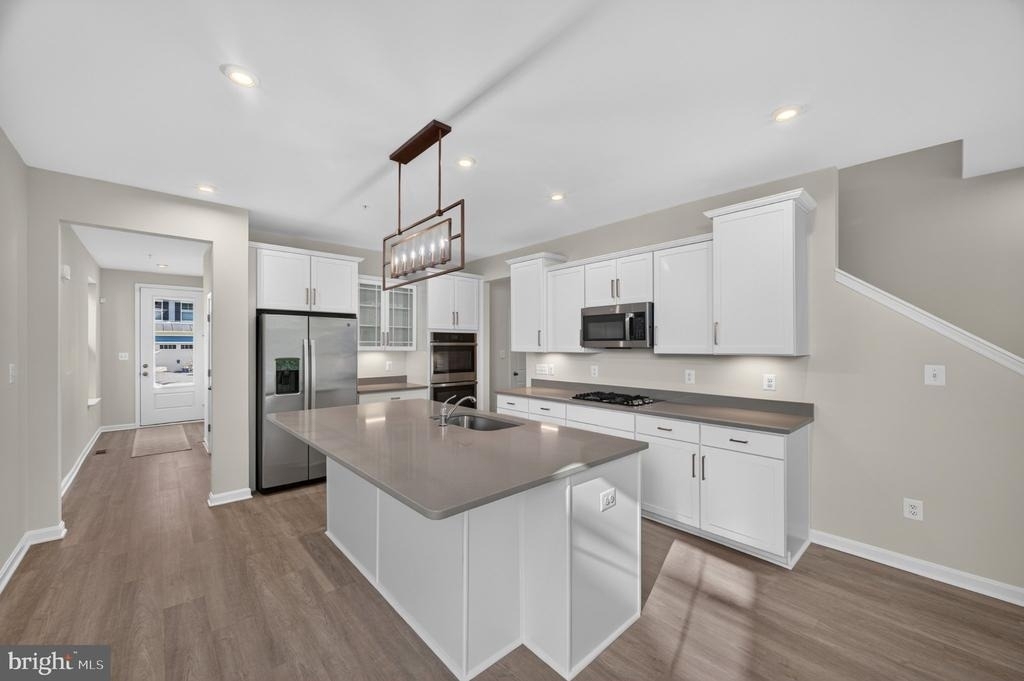 1528 Crampton Street - Photo 5