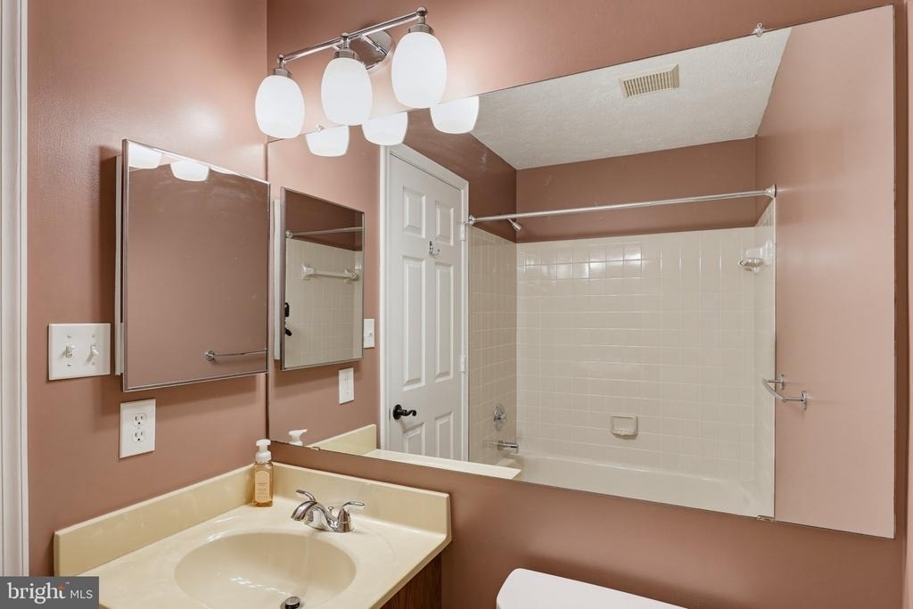 2102 Whitehall Road - Photo 25