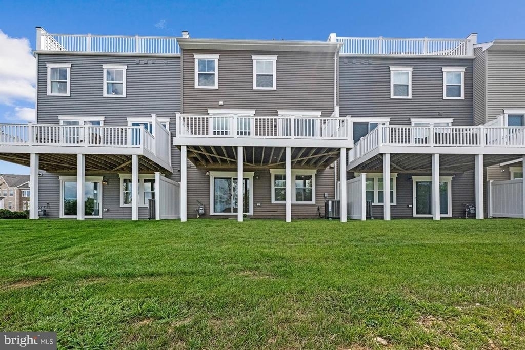 10303 Alta Place - Photo 21