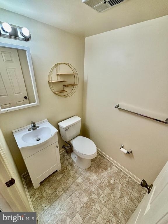 405 Carroll Street - Photo 5