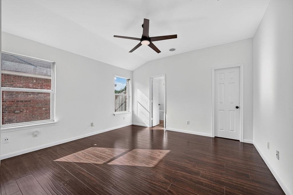 2113 Pearson Way - Photo 15