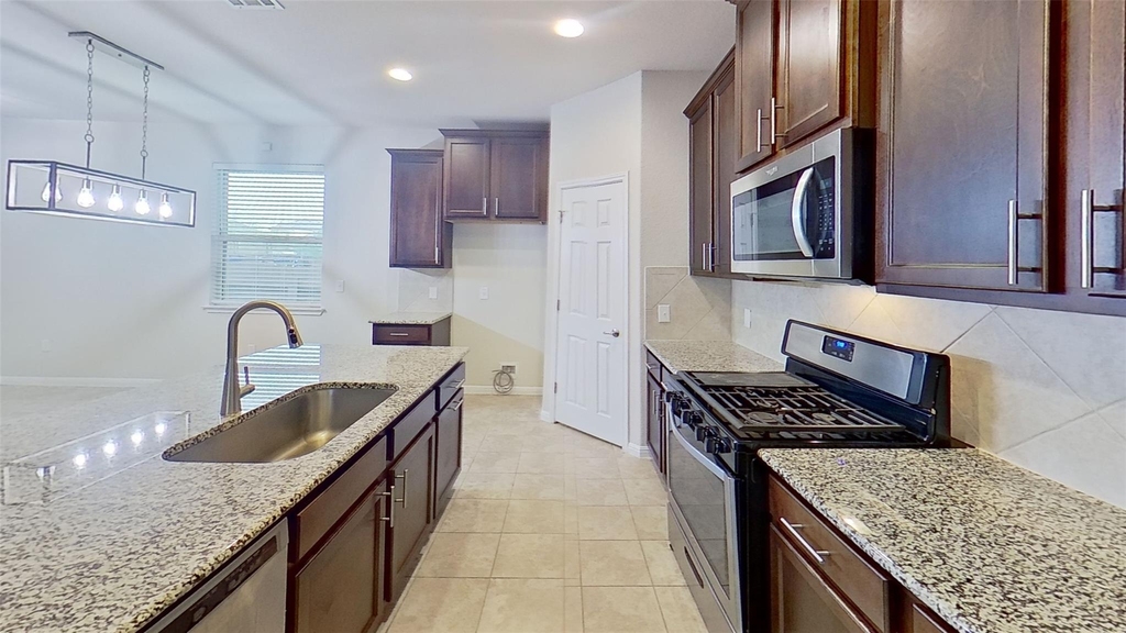 176 Mayney Ln - Photo 19