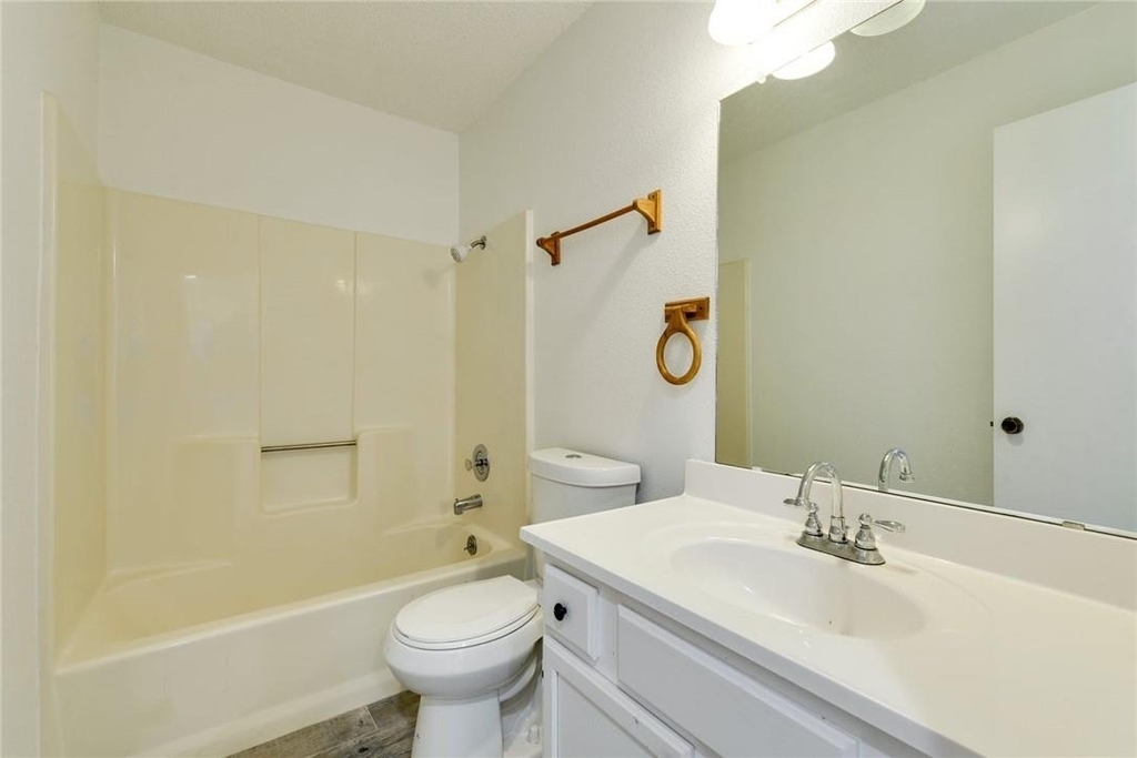 16803 Pocono Dr - Photo 15