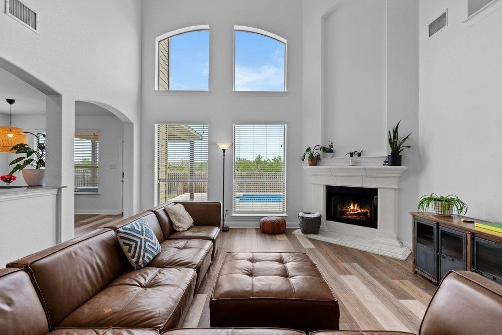 580 Clear Springs Holw - Photo 4
