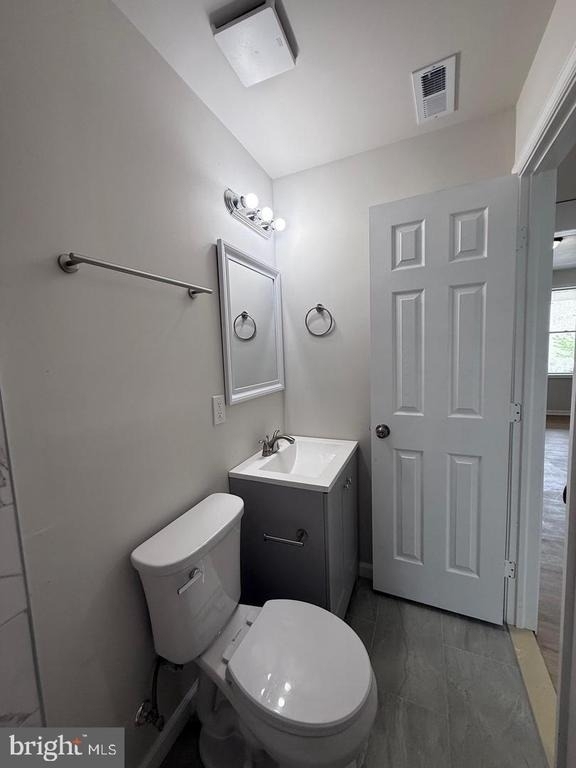 2810 E Chase Street - Photo 16