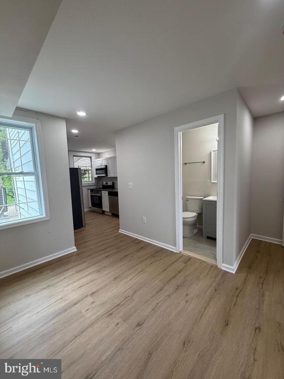 2810 E Chase Street - Photo 6