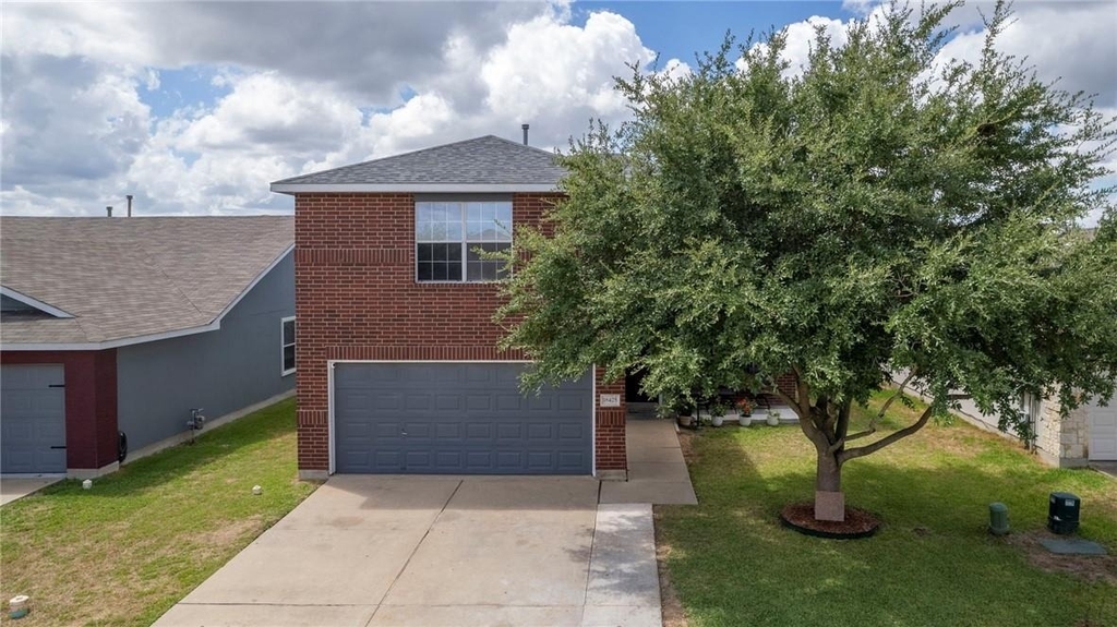 18425 Crestwind Ln - Photo 1