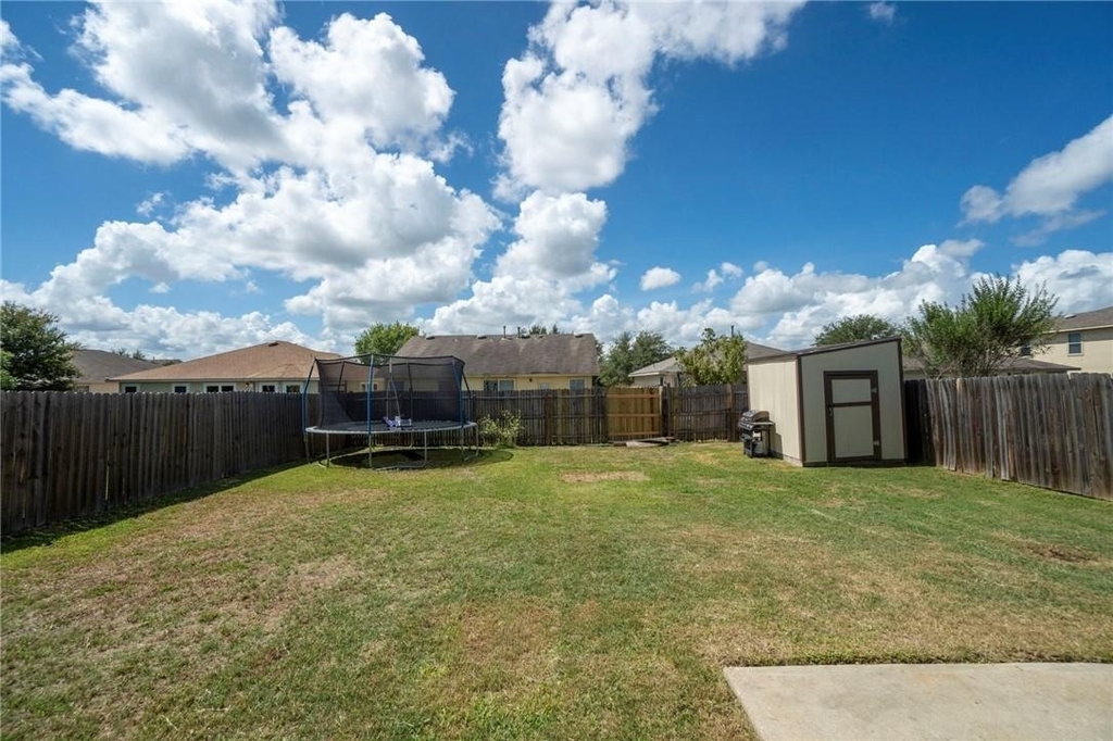 18425 Crestwind Ln - Photo 32