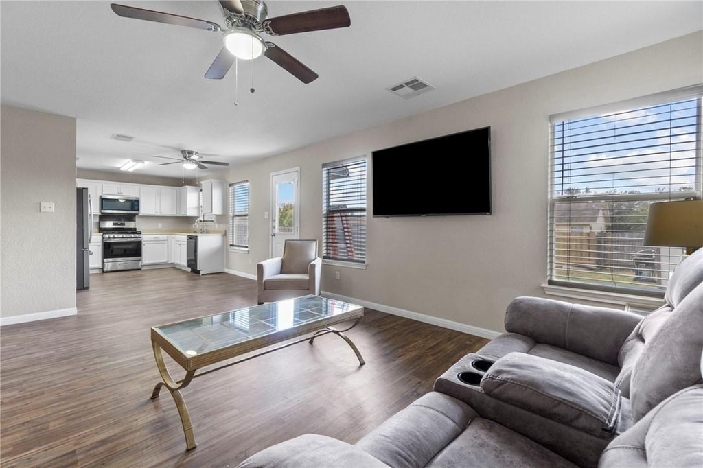 18425 Crestwind Ln - Photo 5