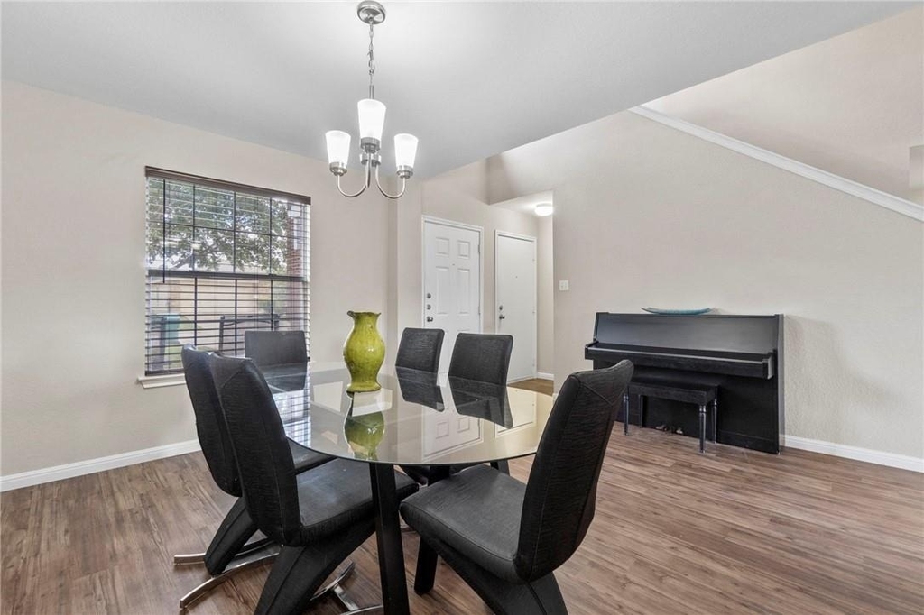 18425 Crestwind Ln - Photo 10