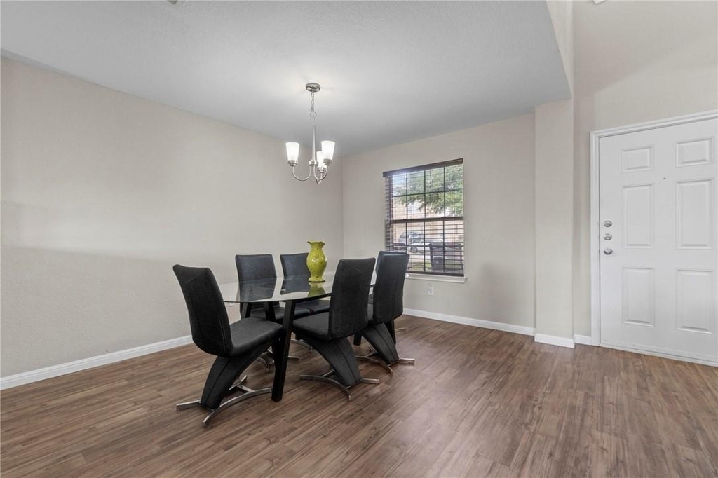 18425 Crestwind Ln - Photo 14