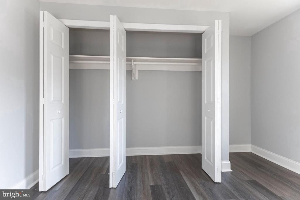 4715 Navarro Avenue - Photo 15