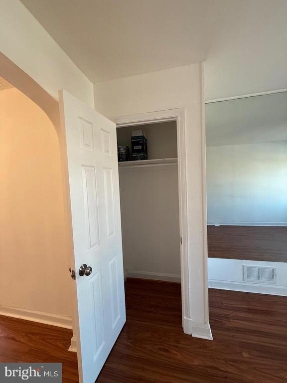 3641 Dudley Avenue - Photo 5