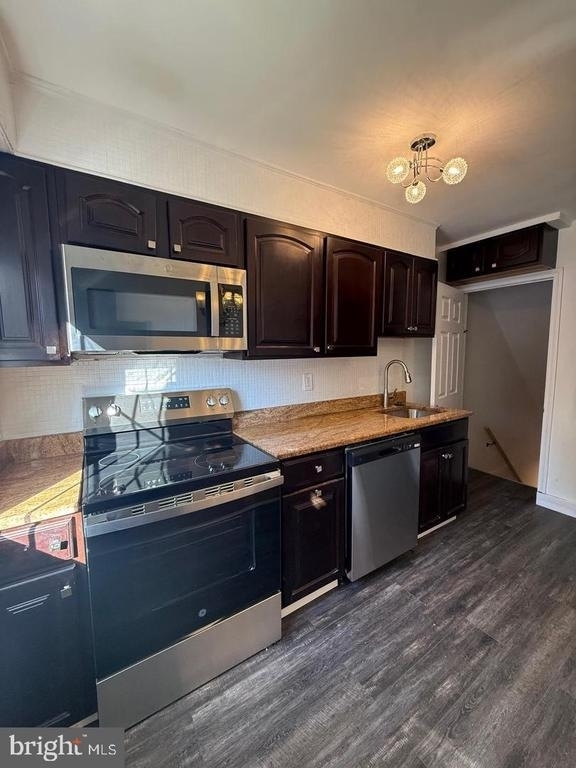 3641 Dudley Avenue - Photo 9